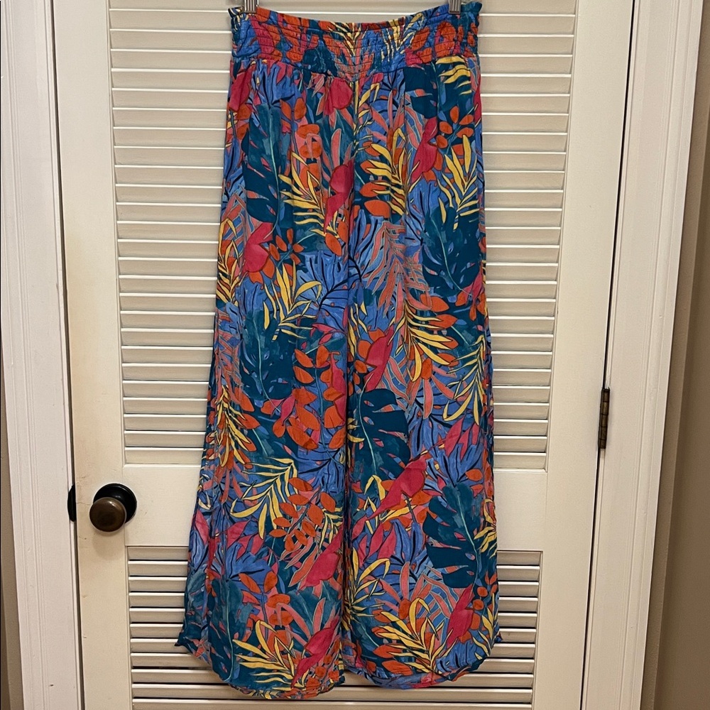 Kona Sol Wide-Leg Pants in Tropical Print, Size Medium, GUC - Picture 3 of 12